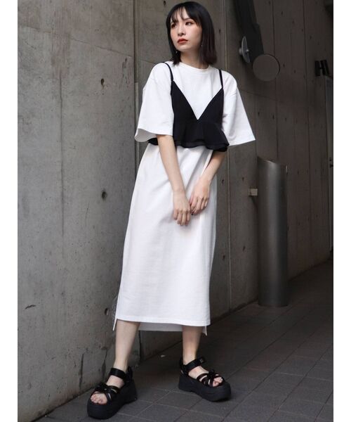 MURUA（ムルーア）の「BIGスリーブカットワンピース（ワンピース・レディース・ホワイト/ブラック/ベージュ/ブルー・FREE）」の7枚目の写真