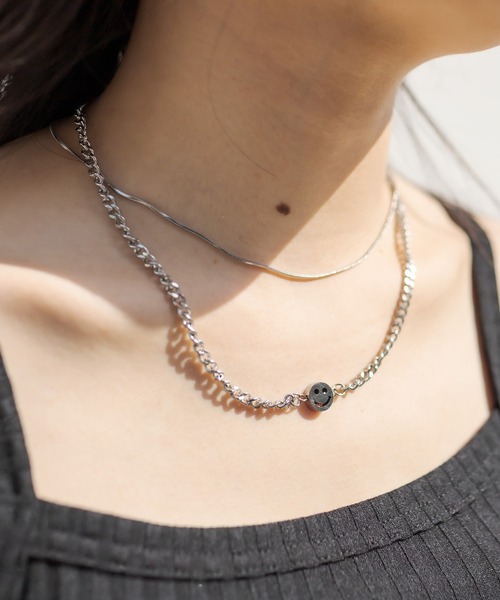 RASVOA（ラスボア）の「スマイルチェーンネックレス（ネックレス・レディース・シルバー・FREE）」の6枚目の写真