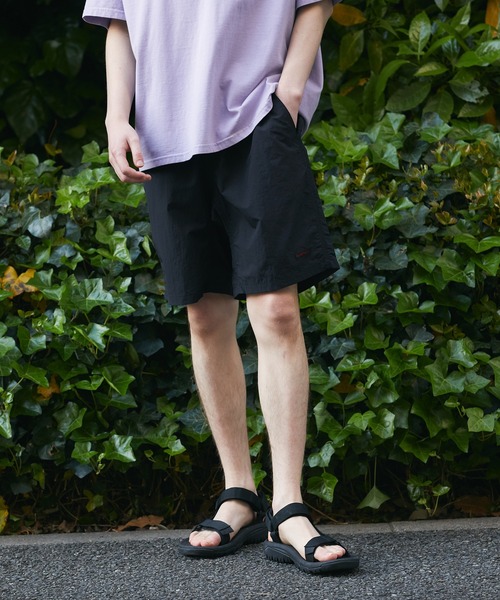 Gramicci（グラミチ）の「GRAMICCI SHELL PACKABLE SHORTS（その他パンツ・メンズ・ベージュ/オリーブ/ブラック・M/L）」の2枚目の写真