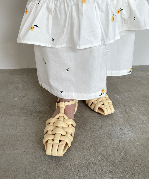 SANSeLF（サンセルフ）の「【SANSeLF】crossing flat shoes　　sans11s1（サンダル・レディース・ホワイト/ブラウン/イエロー・40/38/39/35/36/37）」の3枚目の写真