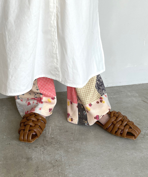 SANSeLF（サンセルフ）の「【SANSeLF】crossing flat shoes　　sans11s1（サンダル・レディース・ホワイト/ブラウン/イエロー・40/38/39/35/36/37）」の13枚目の写真