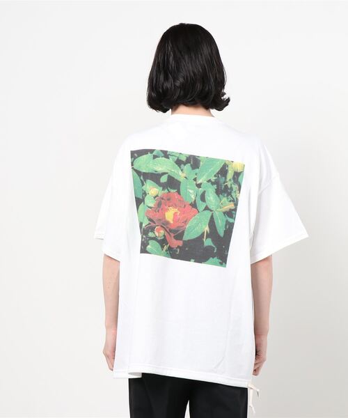 niche.（ニッチ）の「niche./ニッチ 別注 Rose  T-Shirt TUSCANY（Tシャツ/カットソー・メンズ・ホワイト・XX-LARGE）」の3枚目の写真