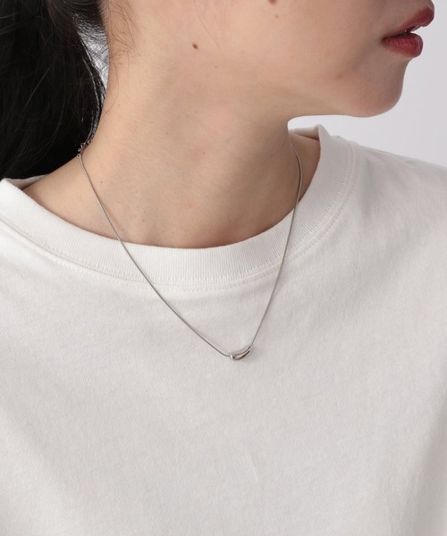 LOWRYS FARM（ローリーズファーム）の「プチＴＯＰネックレス　954293（ネックレス・レディース・ゴールド/シルバー/シルバー系その他/ゴールド系その他/ベージュ/ゴールド系その他3/シルバー系その他2/シルバー系その他3/ゴールド系その他2/ゴールド系その他4/シルバー系その他4・FREE）」の3枚目の写真