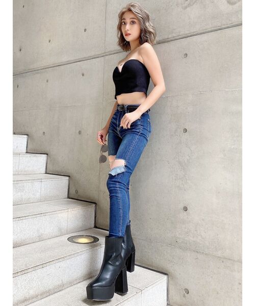 GYDA（ジェイダ）の「ミドルウエスト アシンメトリーダメージ スキニーデニムパンツ（デニムパンツ・レディース・インディゴブルー/ブルー・SMALL/MEDIUM/X-SMALL）」の16枚目の写真