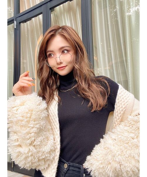 RESEXXY(リゼクシー)の「ベーシックタートルニットトップス(ニット/セーター・レディース・ホワイト/ブラック/ピンク/ブラウン/ベージュ・FREE)」の6枚目の写真