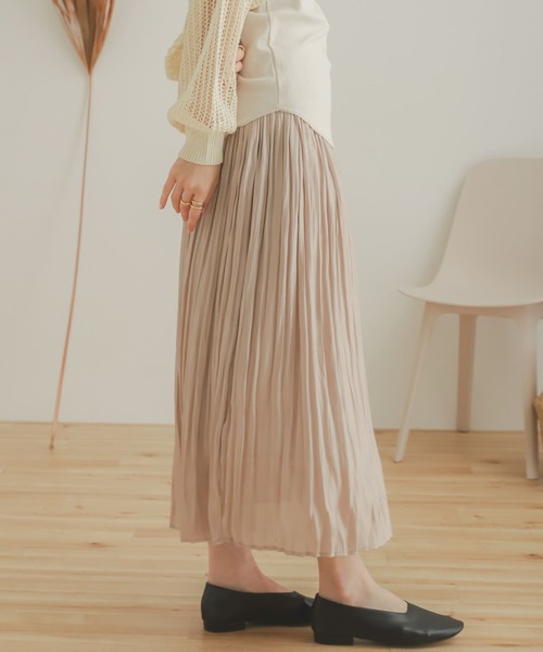 SENSE OF PLACE by URBAN RESEARCH(センスオブプレイスバイアーバンリサーチ)の「シャイニープリーツスカート(スカート・レディース・ライトブルー/ベージュ/キャメル/ネイビー・ONE)」の11枚目の写真