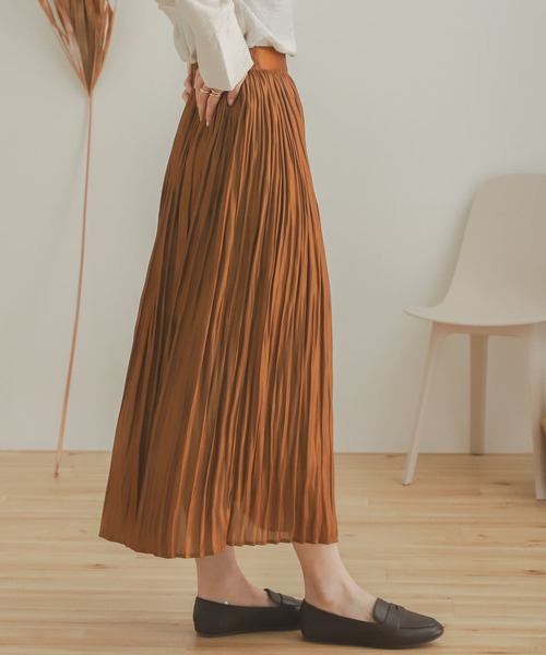 SENSE OF PLACE by URBAN RESEARCH(センスオブプレイスバイアーバンリサーチ)の「シャイニープリーツスカート(スカート・レディース・ライトブルー/ベージュ/キャメル/ネイビー・ONE)」の16枚目の写真