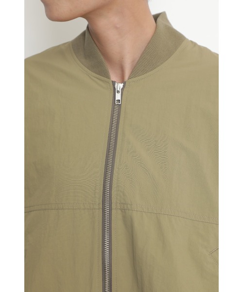 OKIRAKU(オキラク)の「メッシュレイヤードジップブルゾン(ブルゾン・レディース・ブラック/カーキ・ONE SIZE)」の5枚目の写真