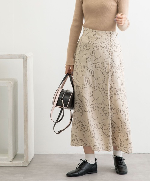 POU DOU DOU（プードゥドゥ）の「線画プリントラップ風スカート（スカート・レディース・ダークグレー/キナリ・3）」の18枚目の写真