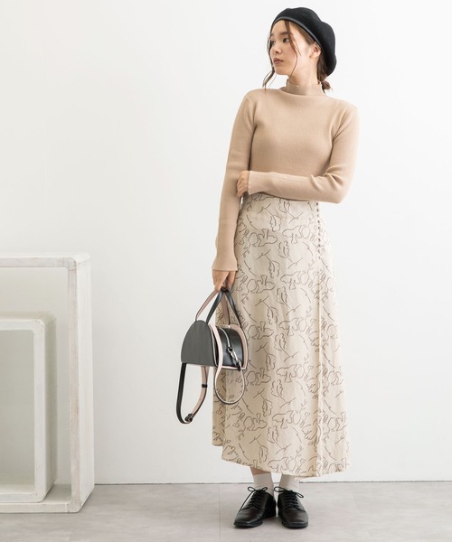 POU DOU DOU（プードゥドゥ）の「線画プリントラップ風スカート（スカート・レディース・ダークグレー/キナリ・3）」の7枚目の写真