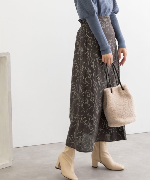 POU DOU DOU（プードゥドゥ）の「線画プリントラップ風スカート（スカート・レディース・ダークグレー/キナリ・3）」の12枚目の写真