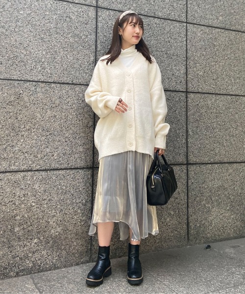 EPIMI E'PIMMY（エピミエピミー）の「シンプルハイネックニットソー（Tシャツ/カットソー・レディース・オフホワイト/ブラック/ベージュ・MEDIUM）」の13枚目の写真