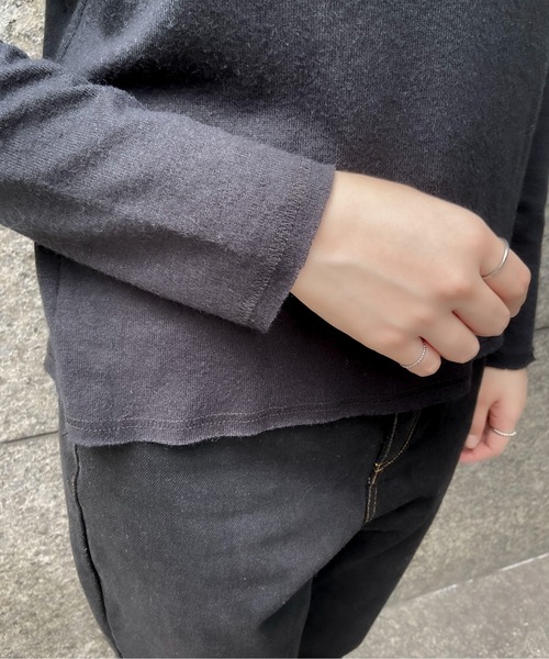 EPIMI E'PIMMY（エピミエピミー）の「シンプルハイネックニットソー（Tシャツ/カットソー・レディース・オフホワイト/ブラック/ベージュ・MEDIUM）」の21枚目の写真