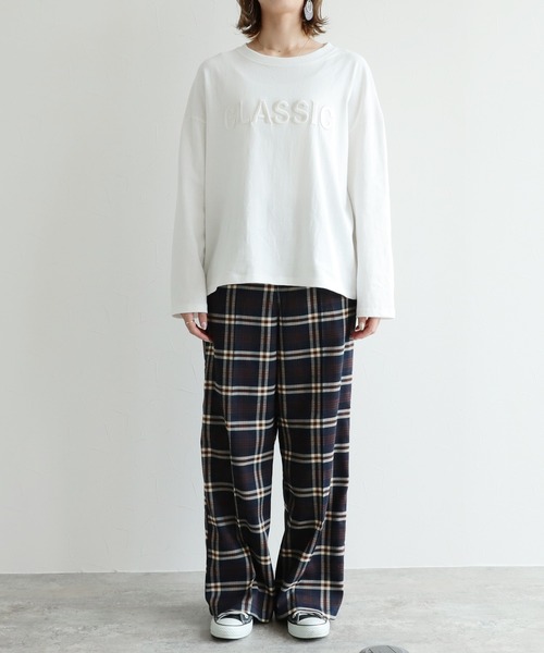 reca（レカ）の「立体ロゴ刺繍ロングスリーブTシャツ（Tシャツ/カットソー・レディース・チャコール/ブラック/オフホワイト/ベージュ・FREE）」の7枚目の写真