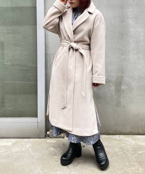 MAJESTIC LEGON（マジェスティックレゴン）の「Ladyロングガウンコート（その他アウター・レディース・アイボリー/グレイッシュベージュ/ピンクベージュ/ライトグリーン・SMALL/MEDIUM）」の6枚目の写真