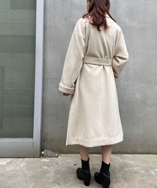 MAJESTIC LEGON（マジェスティックレゴン）の「Ladyロングガウンコート（その他アウター・レディース・アイボリー/グレイッシュベージュ/ピンクベージュ/ライトグリーン・SMALL/MEDIUM）」の10枚目の写真