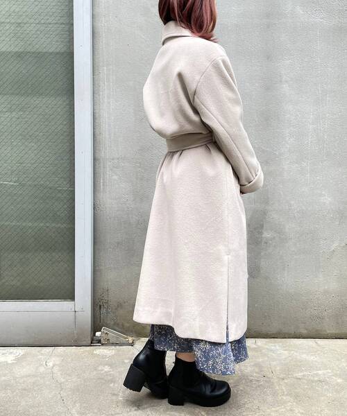 MAJESTIC LEGON（マジェスティックレゴン）の「Ladyロングガウンコート（その他アウター・レディース・アイボリー/グレイッシュベージュ/ピンクベージュ/ライトグリーン・SMALL/MEDIUM）」の14枚目の写真