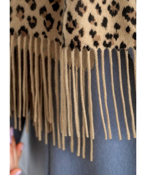 STYLE DELI（スタイルデリ）の「【LUXE】ベーシックレオパード柄カシミヤストール（ストール/ショール・レディース・ベージュ系その他・FREE）」の7枚目の写真