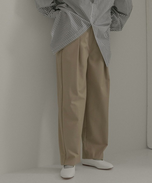 LAATO（ラート）の「WIDE TACK PANTS（その他パンツ・レディース・チャコールグレー/ベージュ/ピンク・FREE）」の3枚目の写真