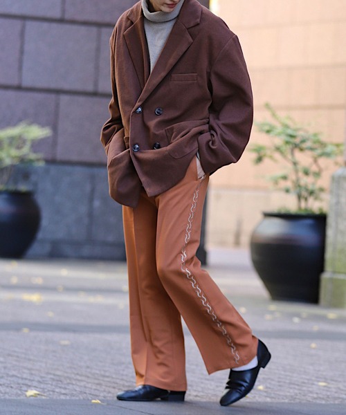 anown（アノン）の「サイド刺繍フレアパンツ【ファッション