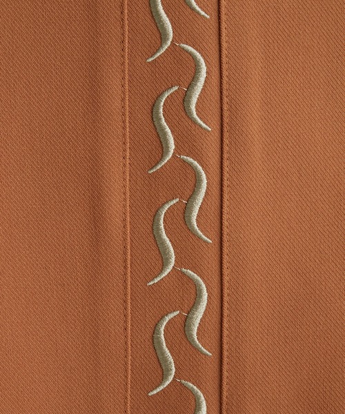 anown(アノン)の「サイド刺繍フレアパンツ【ファッションインフルエンサーしゅーとく×anown限定コラボ】(その他パンツ・メンズ・ブラック/ブラウン・S/M/L)」の13枚目の写真