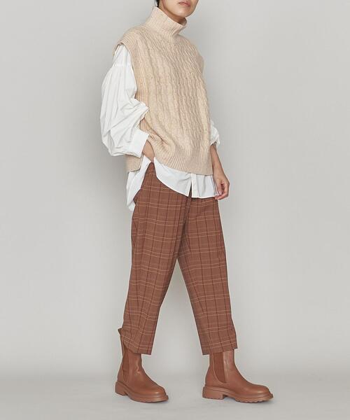 ASTRAET(アストラット)の「<ASTRAET(アストラット)>W/N 3G ケーブル ハイネック ノースリーブニット(ベスト・レディース・ダークグレー/ナチュラル/ライトピンク・FREE)」の7枚目の写真