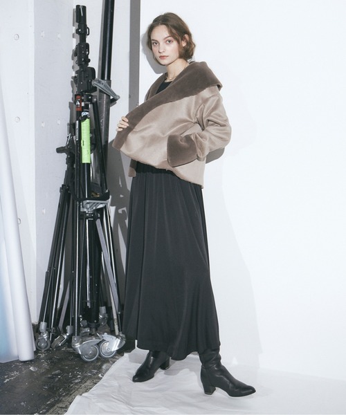 DRWCYS（ドロシーズ）の「ショールカラーエコムートンコート（ムートンコート・レディース・ブラック/アイボリー/モカ・FREE）」の17枚目の写真