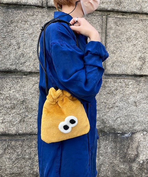 EARTH MADE（アースメイド）の「FUR 巾着スモール BAG（トートバッグ・キッズ・ブラック/ブラウン/レッド/ライトピンク/イエロー・FREE）」の10枚目の写真