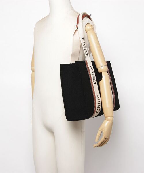 Chloe（クロエ）の「WOODY / ミディアムトートバッグ MEDIUM TOTE BAG（トートバッグ・レディース・ブラック・FREE）」の5枚目の写真