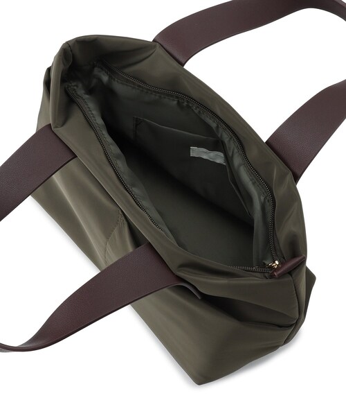 SHOO・LA・RUE（シューラルー）の「◆光沢ポリミニトート（トートバッグ・レディース・ブラック/カーキ/ベージュ/ライトパープル・00）」の8枚目の写真