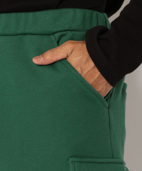 BEAVER(ビーバー)の「FAZZURA/ファズラ CARGO PANTS カーゴパンツ(スウェットパンツ・メンズ・ダークグリーン/キャメル・1/2)」の16枚目の写真