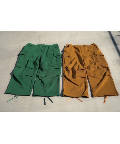 BEAVER(ビーバー)の「FAZZURA/ファズラ CARGO PANTS カーゴパンツ(スウェットパンツ・メンズ・ダークグリーン/キャメル・1/2)」の11枚目の写真