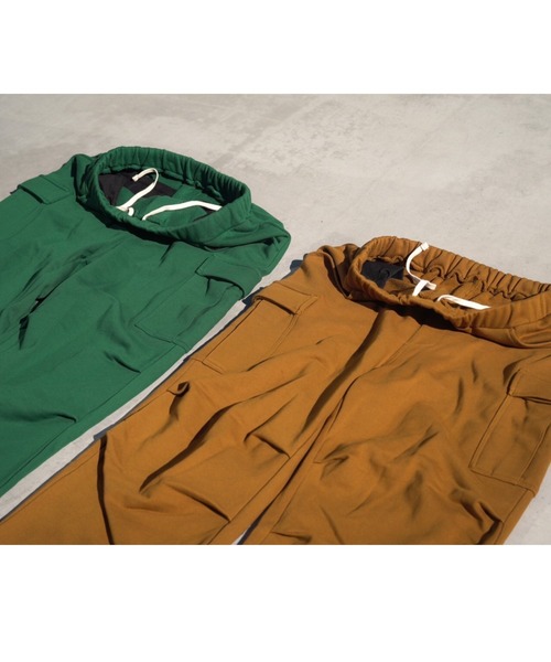 BEAVER(ビーバー)の「FAZZURA/ファズラ CARGO PANTS カーゴパンツ(スウェットパンツ・メンズ・ダークグリーン/キャメル・1/2)」の9枚目の写真