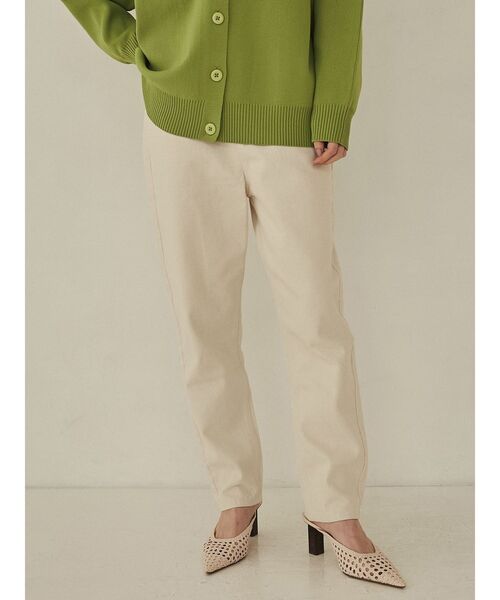 COTORICA（コトリカ）の「テーパードデニム(COTTON100％)（デニムパンツ・レディース・オフホワイト/ブラック・MEDIUM/LARGE）」の3枚目の写真