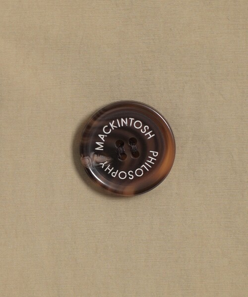 MACKINTOSH PHILOSOPHY（ﾏｯｷﾝﾄｯｼｭ ﾌｨﾛｿﾌｨｰ）の「ポリエステルタフタショートピーコート（ピーコート・レディース・ベージュ/ダークネイビー・38/36/34）」の3枚目の写真