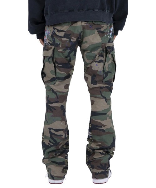 mnml(ミニマル)の「【mnml】CONTRAST BOOTCUT CARGO(カーゴパンツ・メンズ・グリーン系カモフラージュ・32/30/28/29)」の9枚目の写真