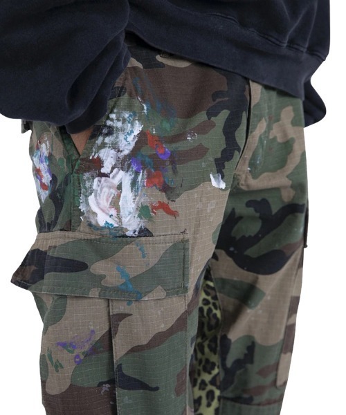 mnml(ミニマル)の「【mnml】CONTRAST BOOTCUT CARGO(カーゴパンツ・メンズ・グリーン系カモフラージュ・32/30/28/29)」の7枚目の写真
