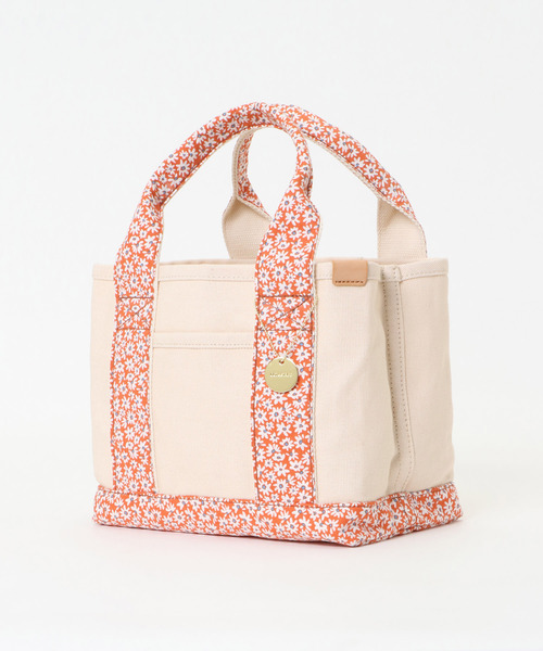 LBC（エルビーシー）の「キャンバス仕切りミニトートバッグ（トートバッグ・レディース・ブラック/イエロー/その他25/オリーブ/コーラル/カーキブラウン・FREE）」の9枚目の写真