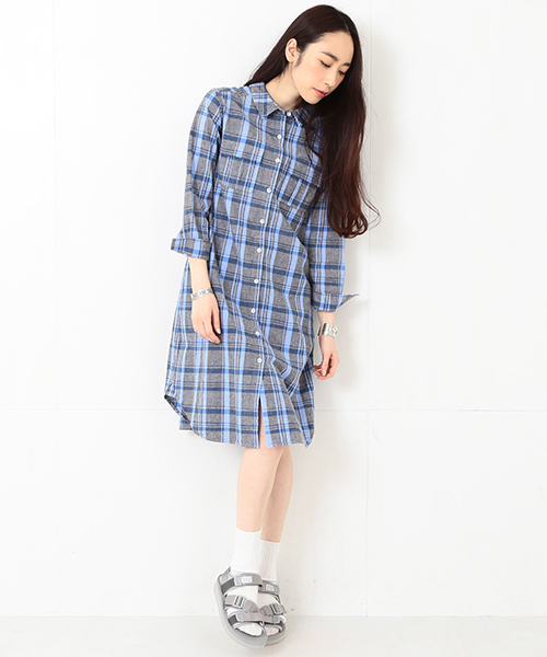 Ray BEAMS（レイビームス）の「Ray BEAMS / チェック ロングシャツ ワンピース（シャツワンピース・レディース・オフホワイト/サックスブルー・ONE SIZE）」の14枚目の写真