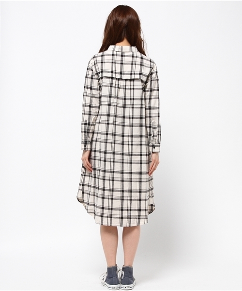 Ray BEAMS（レイビームス）の「Ray BEAMS / チェック ロングシャツ ワンピース（シャツワンピース・レディース・オフホワイト/サックスブルー・ONE SIZE）」の12枚目の写真