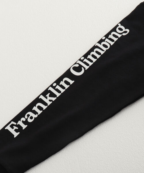 Franklin Climbing（フランクリンクライミング）の「【Franklin Climbing/フランクリンクライミング】エッセンシャルロゴ 袖プリントロンT（Tシャツ/カットソー・メンズ・ホワイト/ブラック/グレー/カーキ・MEDIUM/LARGE）」の5枚目の写真