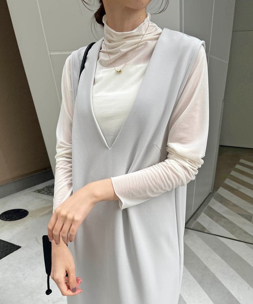 CAPRICIEUX LE'MAGE（カプリシューレマージュ）の「VネックI