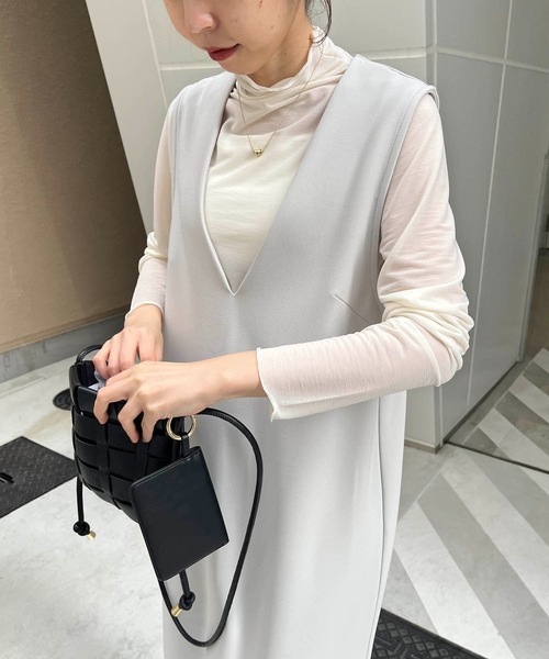 タグつき新品　カプリシューレマージュ　Vネックドッキングワンピース　黒 Vカットドッキングワンピース | CAPRICIEUX LE'MAGE(カプリ