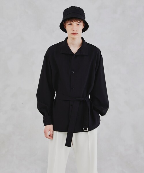 tk.TAKEO KIKUCHI（ティーケータケオキクチ）の「◆Reflaxベルテッドスタンドシャツ（ユニセックスアイテム）（シャツ/ブラウス・メンズ・ホワイト/ブラック/ライトブルー・66/88）」の22枚目の写真