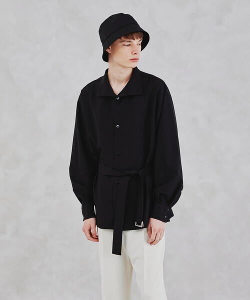 tk.TAKEO KIKUCHI（ティーケータケオキクチ）の「◆Reflaxベルテッドスタンドシャツ（ユニセックスアイテム）（シャツ/ブラウス・メンズ・ホワイト/ブラック/ライトブルー・66/88）」の21枚目の写真