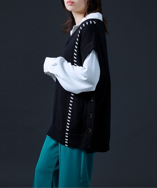 Ellno Loset(エルノロゼット)の「ハンドステッチニットベスト(ベスト・メンズ・ブラック/グリーン・MEDIUM/LARGE)」の8枚目の写真