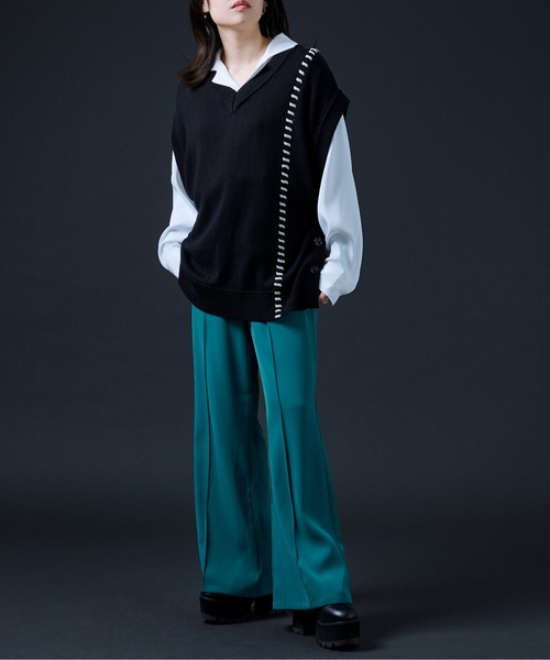 Ellno Loset(エルノロゼット)の「ハンドステッチニットベスト(ベスト・メンズ・ブラック/グリーン・MEDIUM/LARGE)」の10枚目の写真