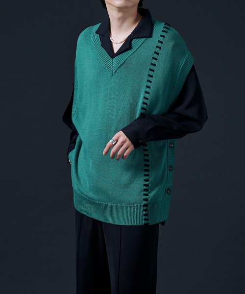 Ellno Loset(エルノロゼット)の「ハンドステッチニットベスト(ベスト・メンズ・ブラック/グリーン・MEDIUM/LARGE)」の11枚目の写真