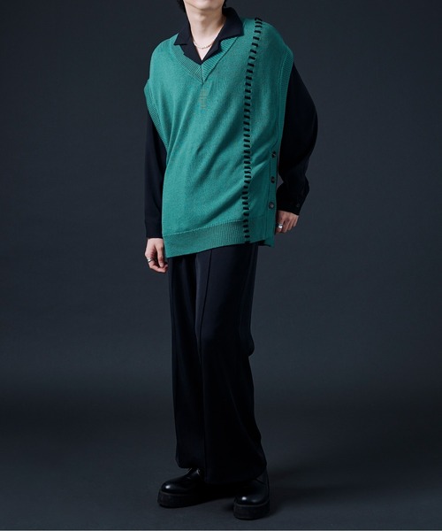 Ellno Loset(エルノロゼット)の「ハンドステッチニットベスト(ベスト・メンズ・ブラック/グリーン・MEDIUM/LARGE)」の14枚目の写真
