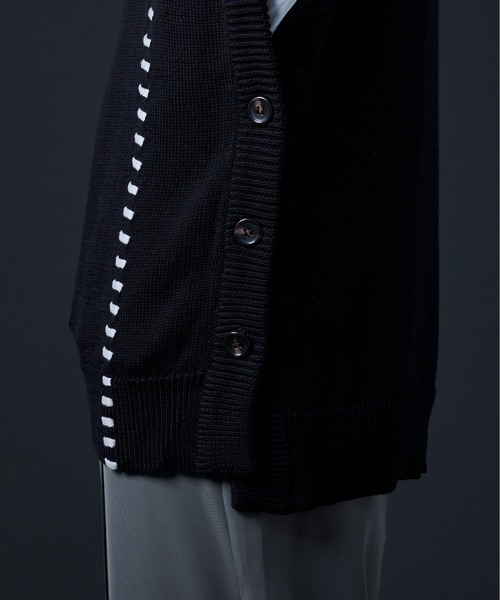 Ellno Loset(エルノロゼット)の「ハンドステッチニットベスト(ベスト・メンズ・ブラック/グリーン・MEDIUM/LARGE)」の20枚目の写真